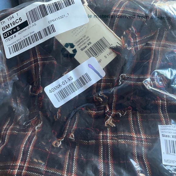 FAHERTY NWT YOSEPHA TOP HARPER PLAID BLACK RED SHORT SLEEVE XS RUFFLE - Picture 3 of 7